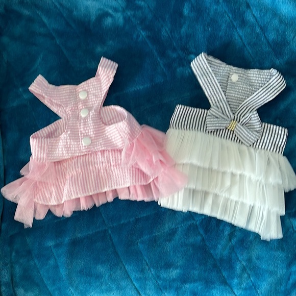 Adorable set of 2 BNWOT Dog dress shirt bow tutu 1pink,1 blue small dog clothes - Picture 2 of 4